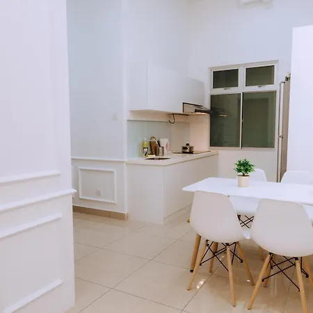 Mount Austin Manhanttan Sovo By Cactus Homestay Johor Bahru Exterior photo